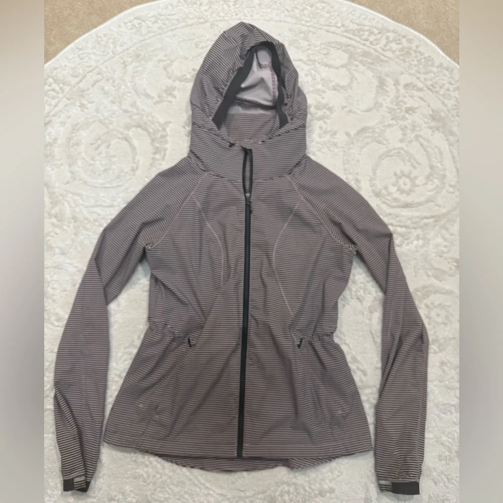 Lululemon Hooded Full Zip Running Jacket Brown Striped‎ Womens Size 6